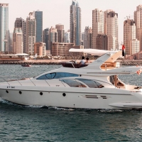 Azimut 50 exterior