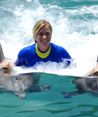 Swimming with dolphins – DOLPHIN BAY ATLANTIS